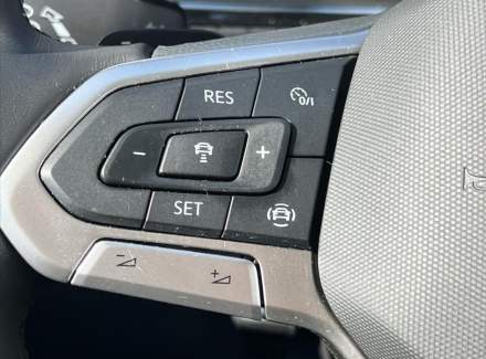 Volkswagen - T-Cross