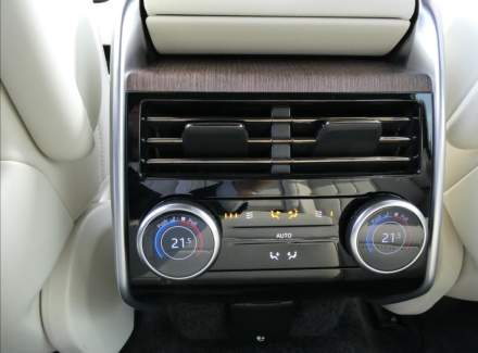 Land Rover - Range Rover