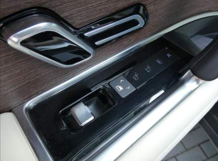 Land Rover - Range Rover