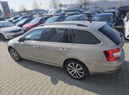 Škoda - Octavia