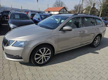 Škoda - Octavia