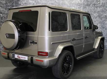 Mercedes-Benz - G-class