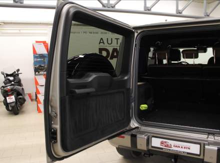 Mercedes-Benz - G-class