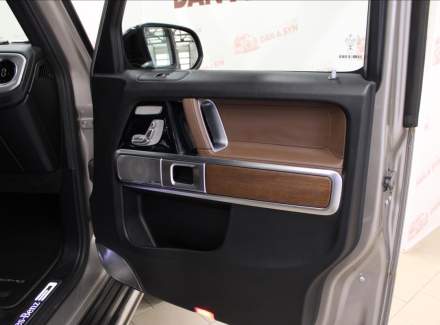 Mercedes-Benz - G-class