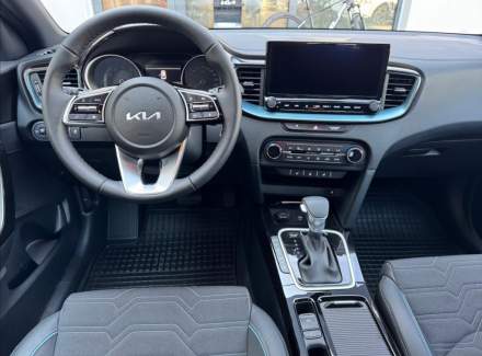 Kia - XCeed