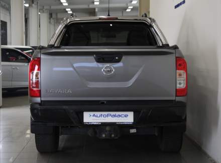 Nissan - Navara