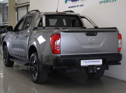 Nissan - Navara