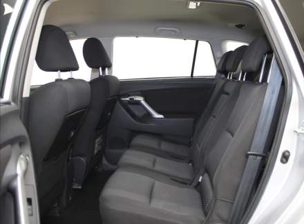 Toyota - Verso