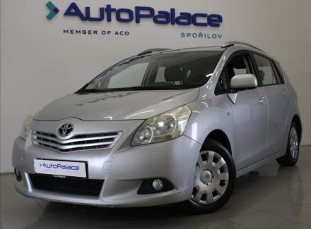 Toyota - Verso