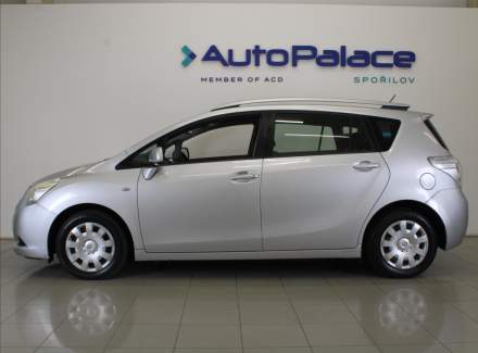 Toyota - Verso