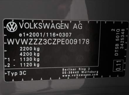 Volkswagen - Passat