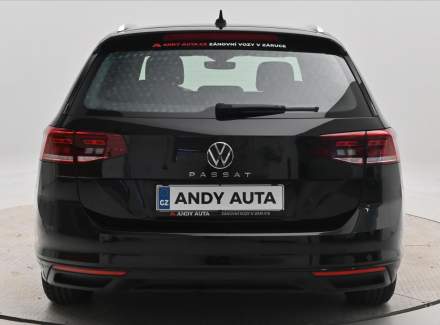 Volkswagen - Passat