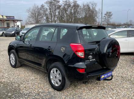 Toyota - RAV 4