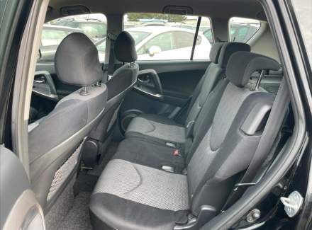 Toyota - RAV 4