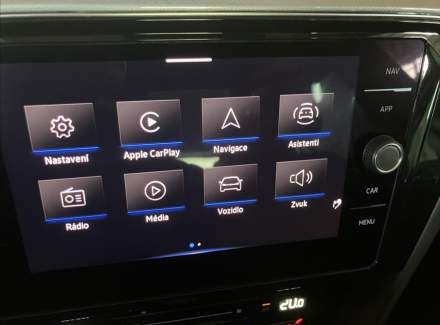 Volkswagen - Passat