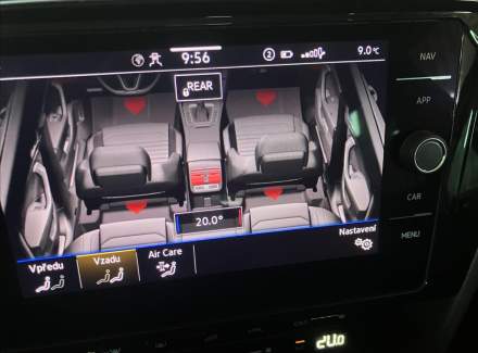 Volkswagen - Passat