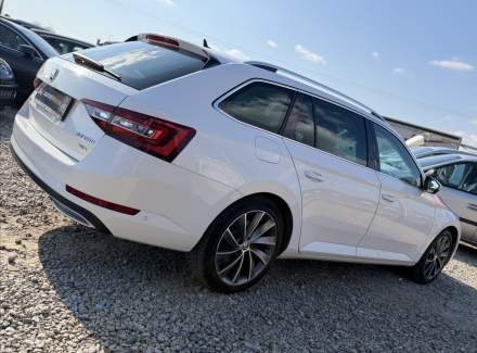 Škoda - Superb