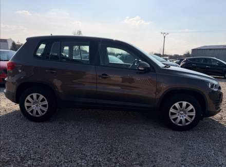 Volkswagen - Tiguan