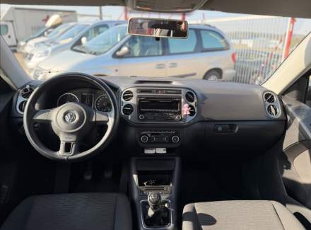 Volkswagen - Tiguan