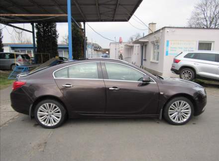 Opel - Insignia
