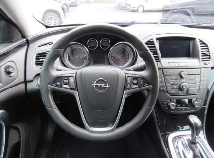 Opel - Insignia
