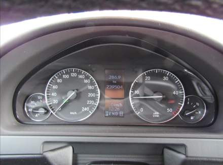 Mercedes-Benz - G-class