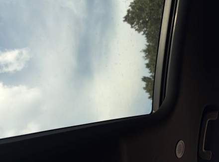 Land Rover - Defender