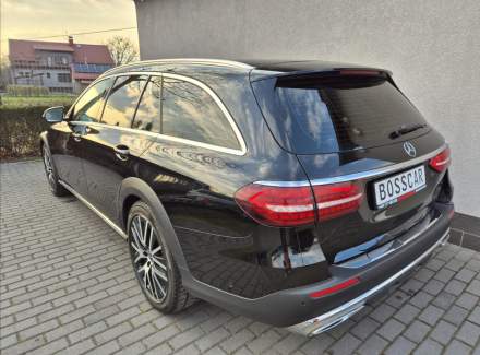 Mercedes-Benz - E-class