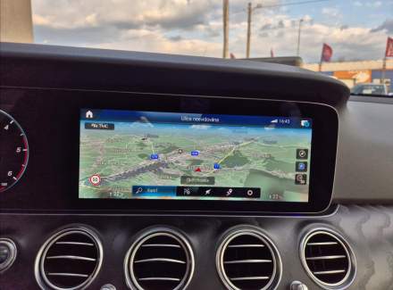 Mercedes-Benz - E-class