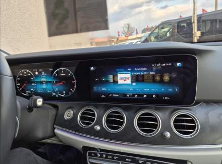 Mercedes-Benz - E-class