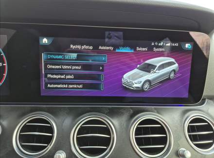 Mercedes-Benz - E-class