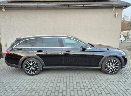 Mercedes-Benz - E-class