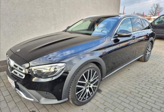 Mercedes-Benz - E-class