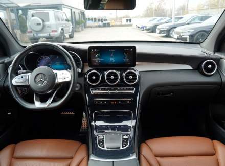 Mercedes-Benz - GLC