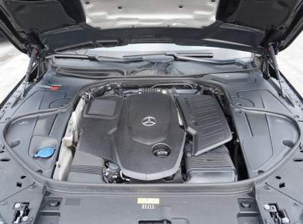 Mercedes-Benz - S-class