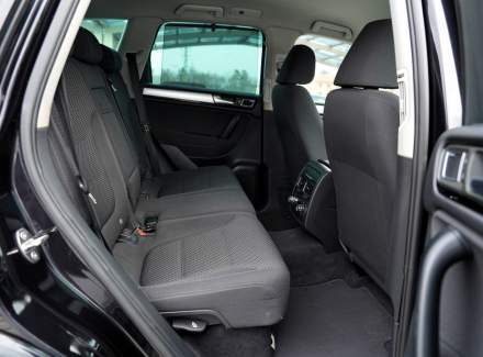 Volkswagen - Touareg