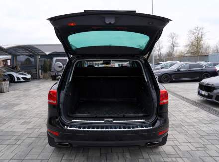 Volkswagen - Touareg