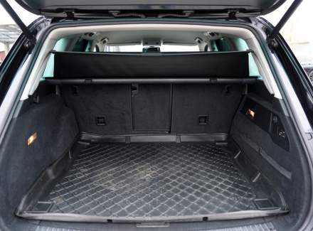 Volkswagen - Touareg