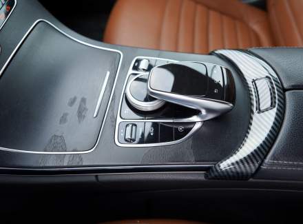 Mercedes-Benz - C-class