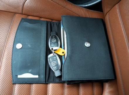 Mercedes-Benz - C-class