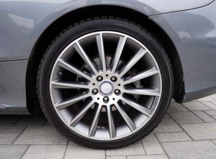 Mercedes-Benz - C-class