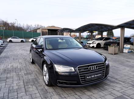 Audi - A8