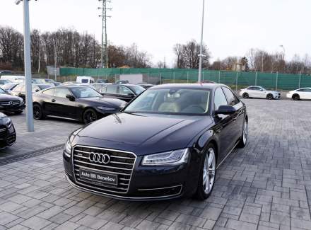 Audi - A8