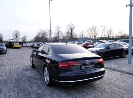 Audi - A8