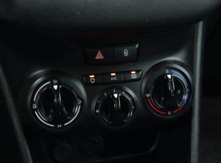 Peugeot - 208