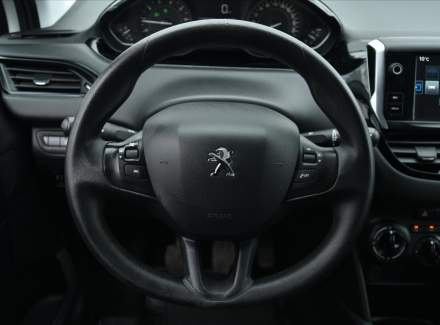 Peugeot - 208