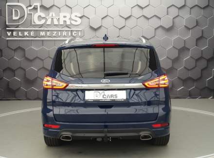 Ford - S-MAX