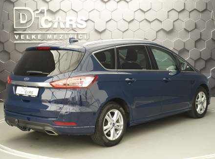 Ford - S-MAX