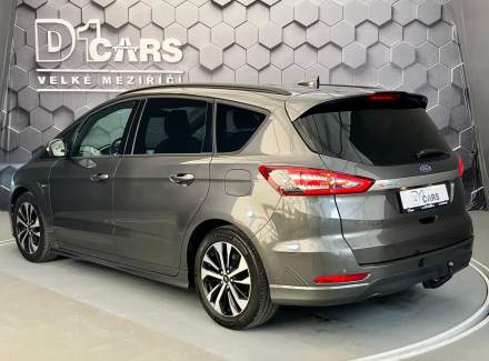 Ford - S-MAX