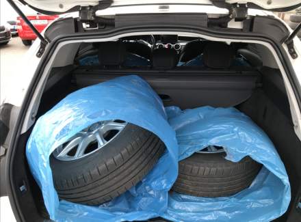 Mercedes-Benz - C-class